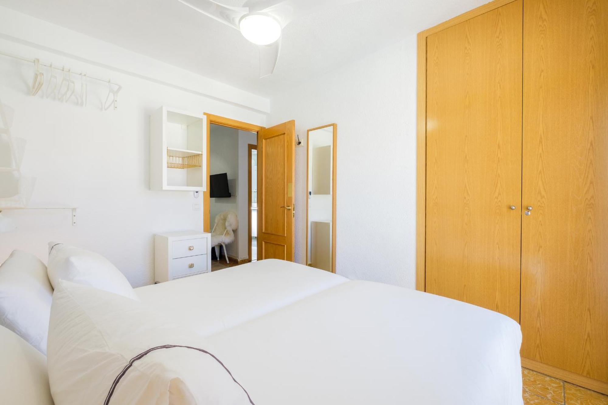 My City Home- Cozy Apartment At Aravaca Madrid Eksteriør billede