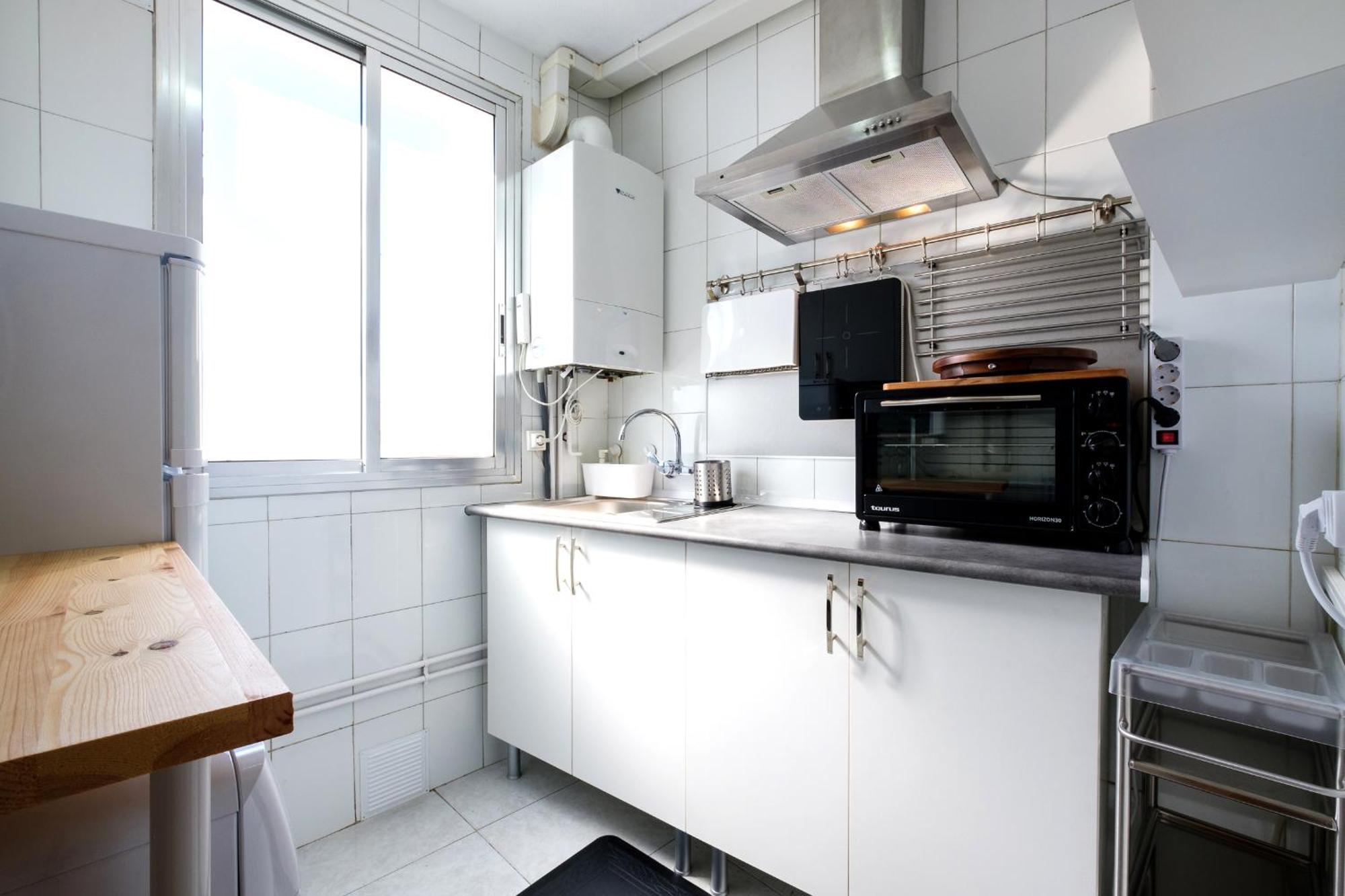 My City Home- Cozy Apartment At Aravaca Madrid Eksteriør billede