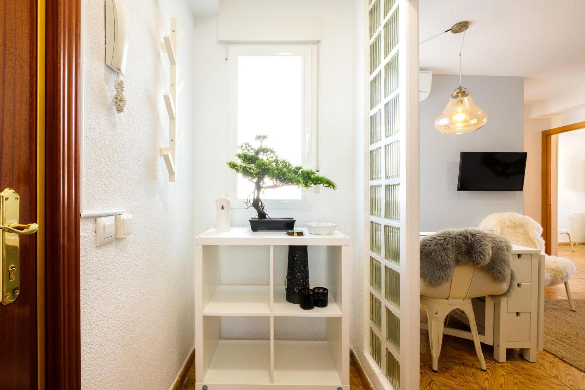 My City Home- Cozy Apartment At Aravaca Madrid Eksteriør billede
